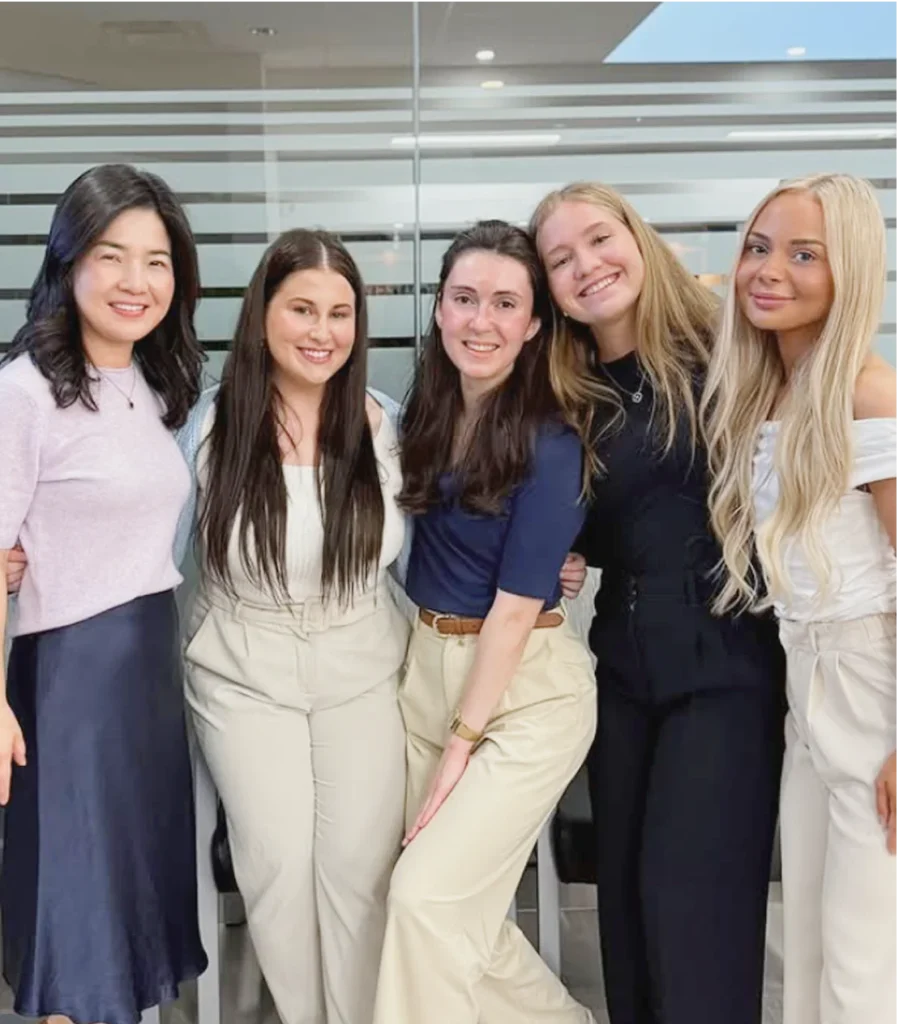 A group photo of Teammate